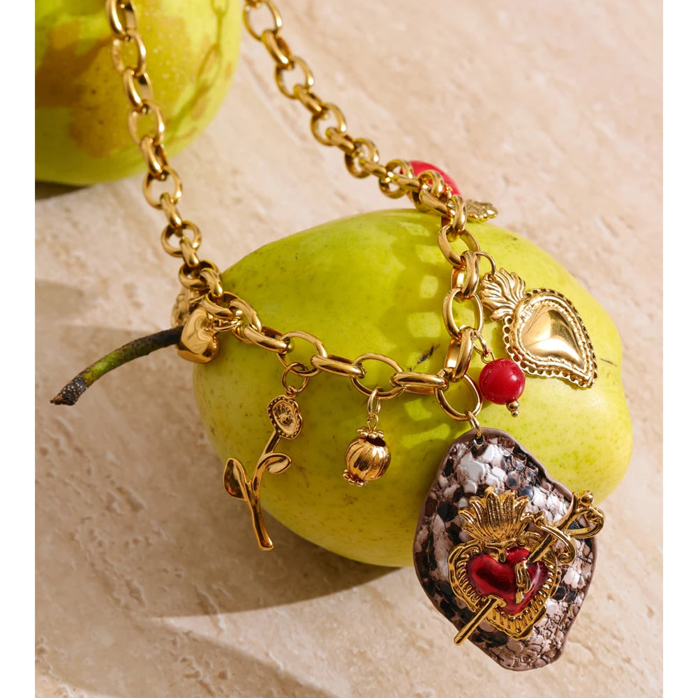 Collier Romane