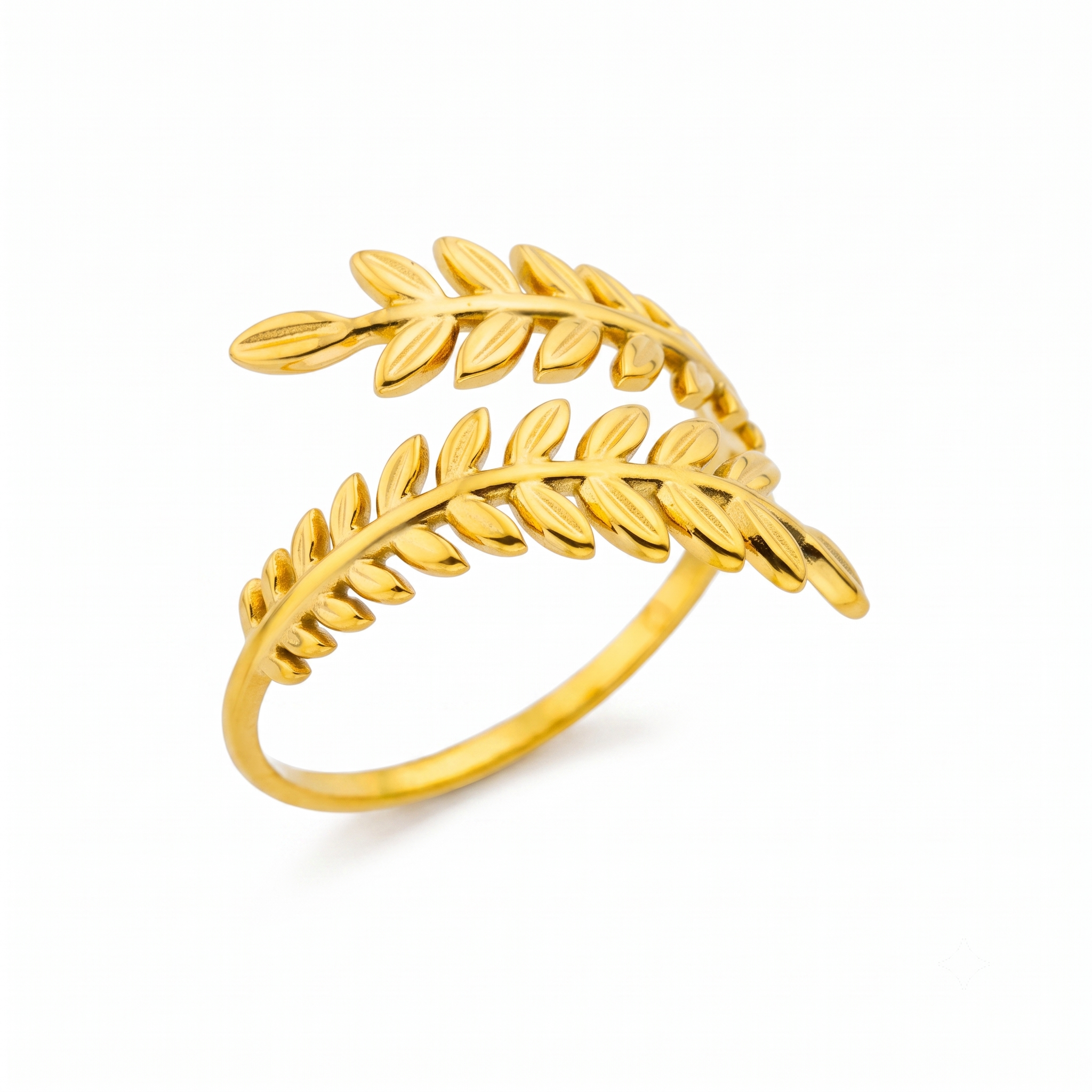 Bague dorée Laure en acier inoxydable, bijou élégant pour femme résistant à l’eau.