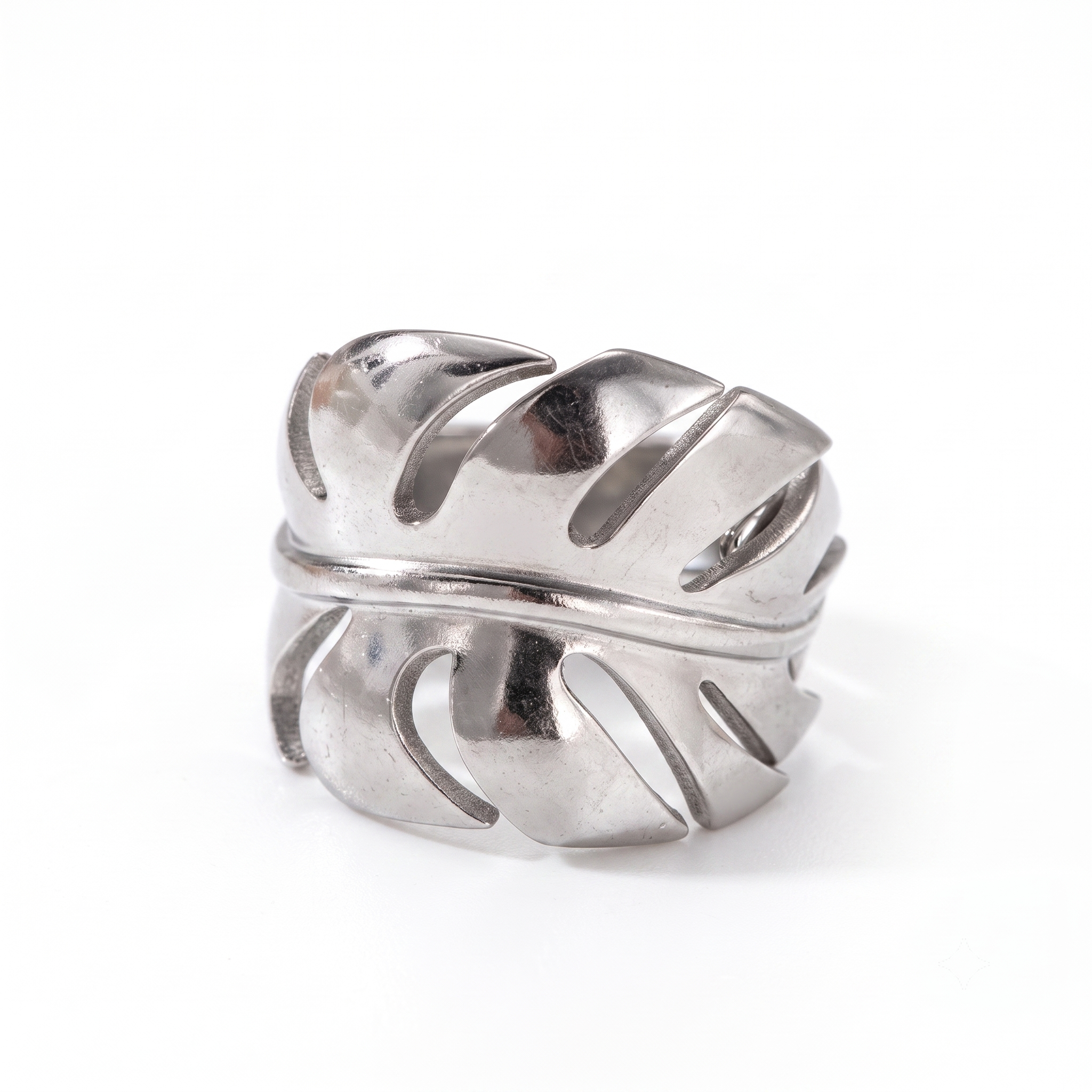 Bague palmier argentée en acier inoxydable pour femme, bijou élégant résistant à l’eau.