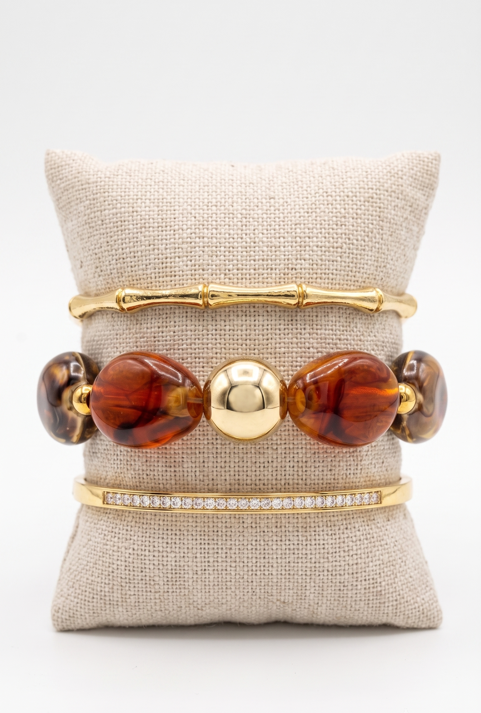 Jonc marron et bracelet doré élégants